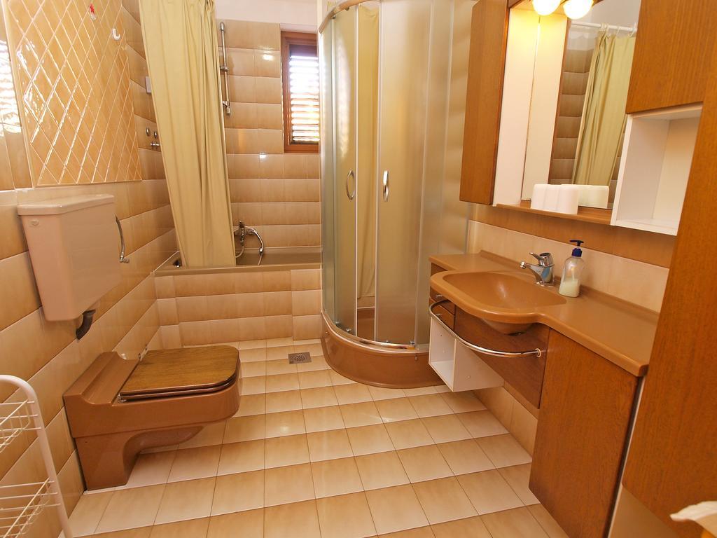 Apartments Fumica 954 Pula Ngoại thất bức ảnh